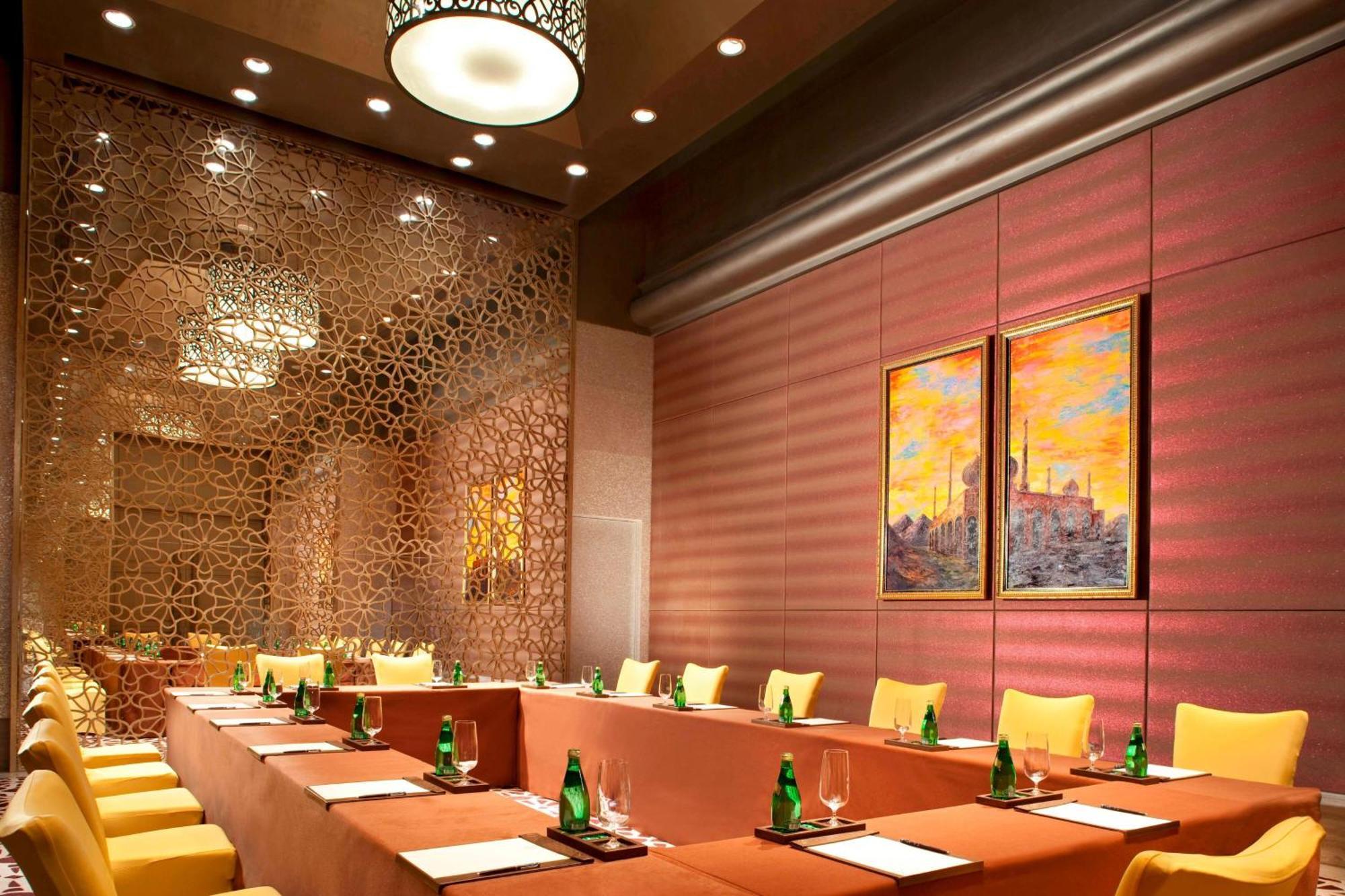 Sheraton Qingyuan Lion Lake Resort Exterior photo