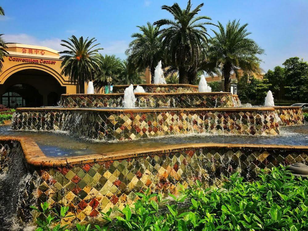 Sheraton Qingyuan Lion Lake Resort Exterior photo